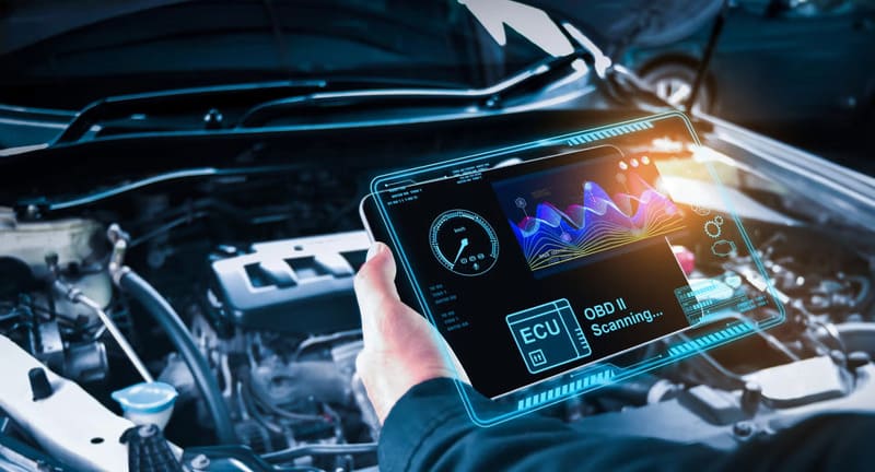 Does a car’s ECU automatically adjusts ignition timing and other parameters when you change from a lower to a higher octane fuel?